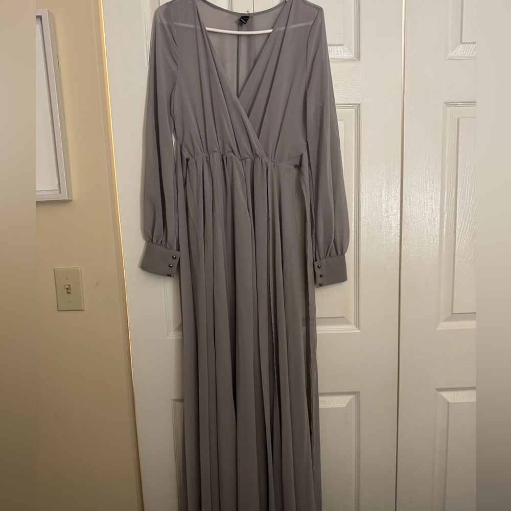 Elegant Gray Maxi Dress